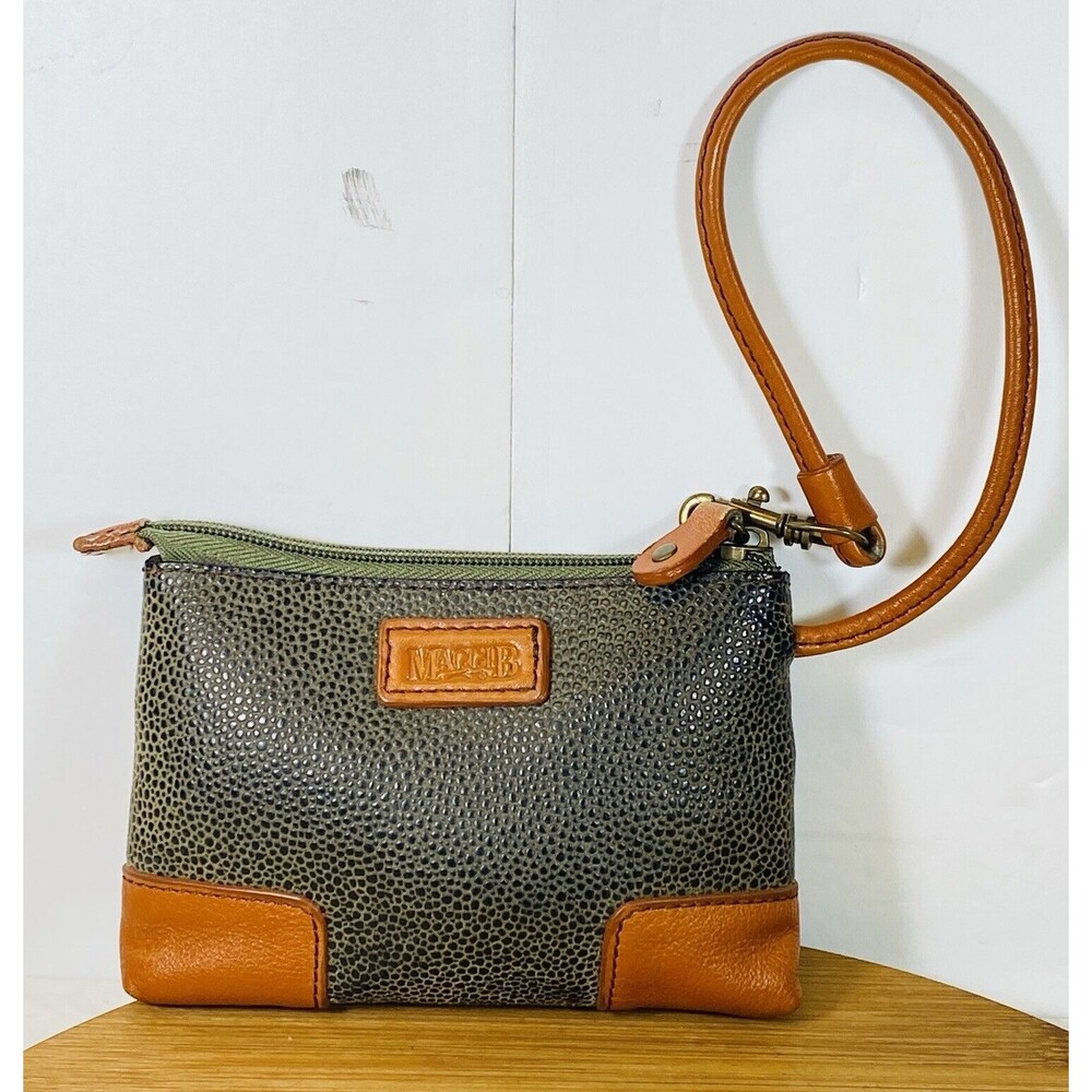 Maggib Small Purse With Key Holder Inside 6”x4”x1”